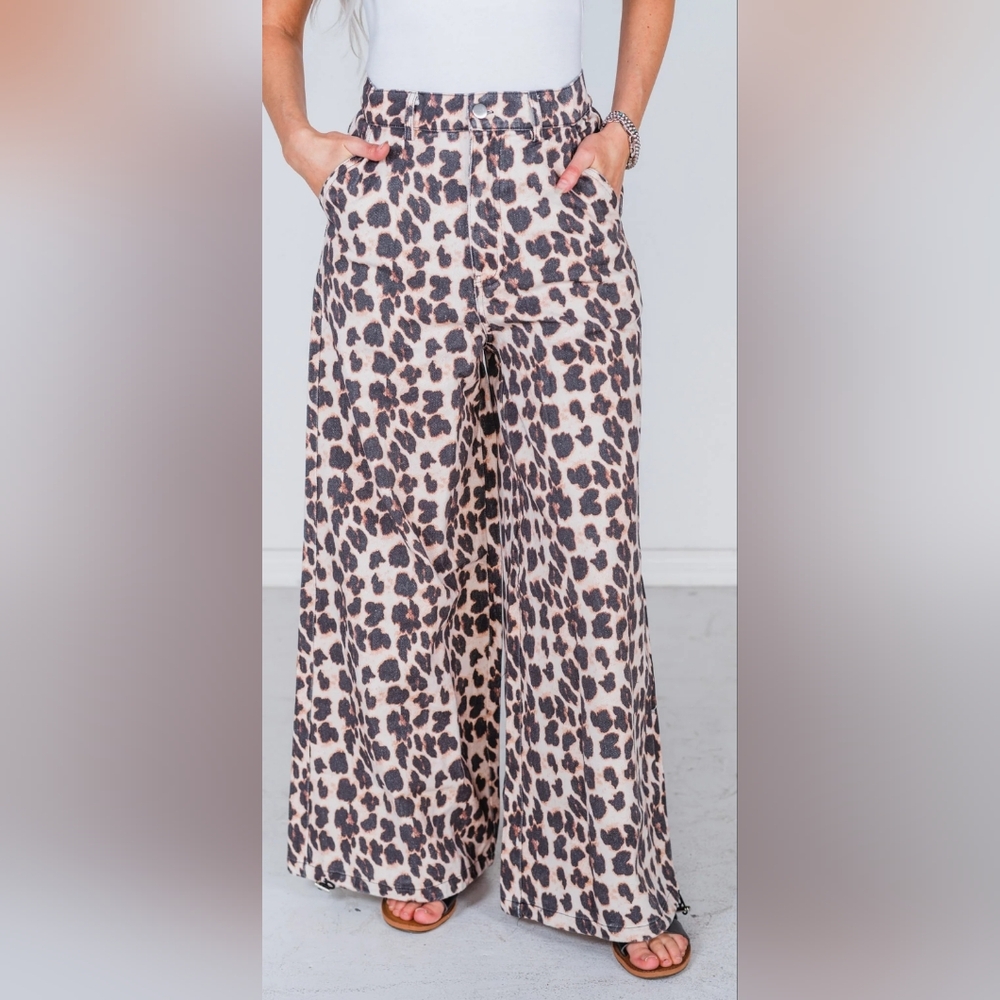 Flying Angel Wide Leg Adjustable Bottom Leopard Print Jogger Denim Jeans Size 27